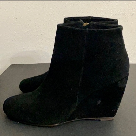 Authentic Joie black suede leather wedges ankle boots 8.5 - Picture 3 of 8